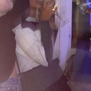 Tröja - Superfin stickad tröja, kan användas vid många tillfällen och är väldigt mysig