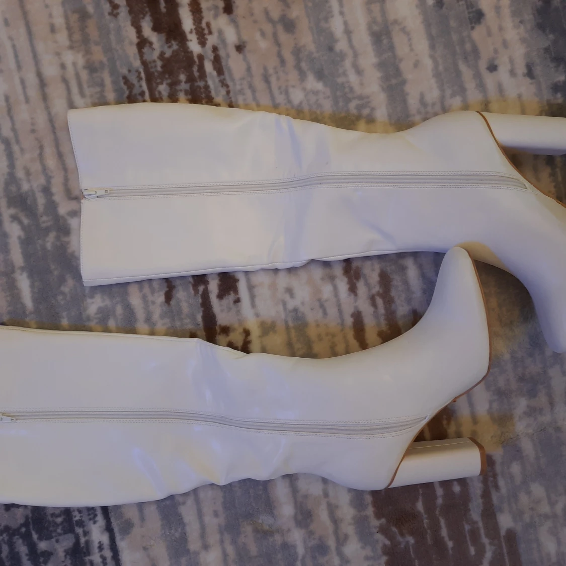 vita knähöga boots - 90