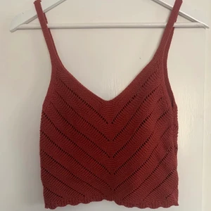 Linne/topp - Söt topp från Stradivarius, köpt förra sommaren. Bra skick