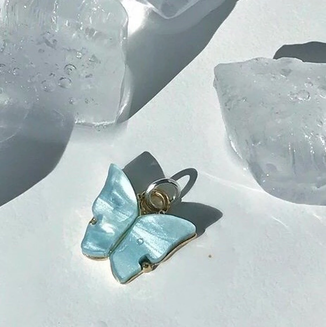 Trendiga fjärilsörhängen - 90