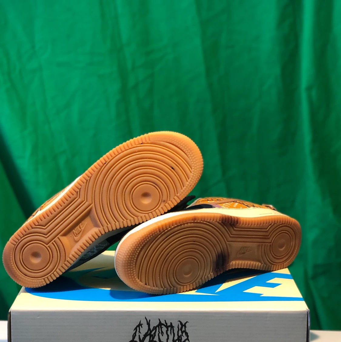 Air Force 1 Travis Scott Cactus Jack - 90