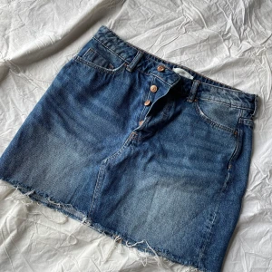 Jeans kjol - Jeans kjol från H&M  Storlek 38