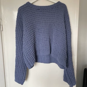 Mysig stickad tröja - Blå stickad tjocktröja
