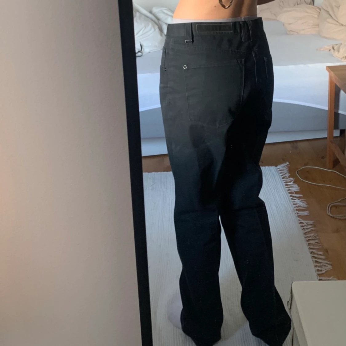 Svarta jeans  - 90