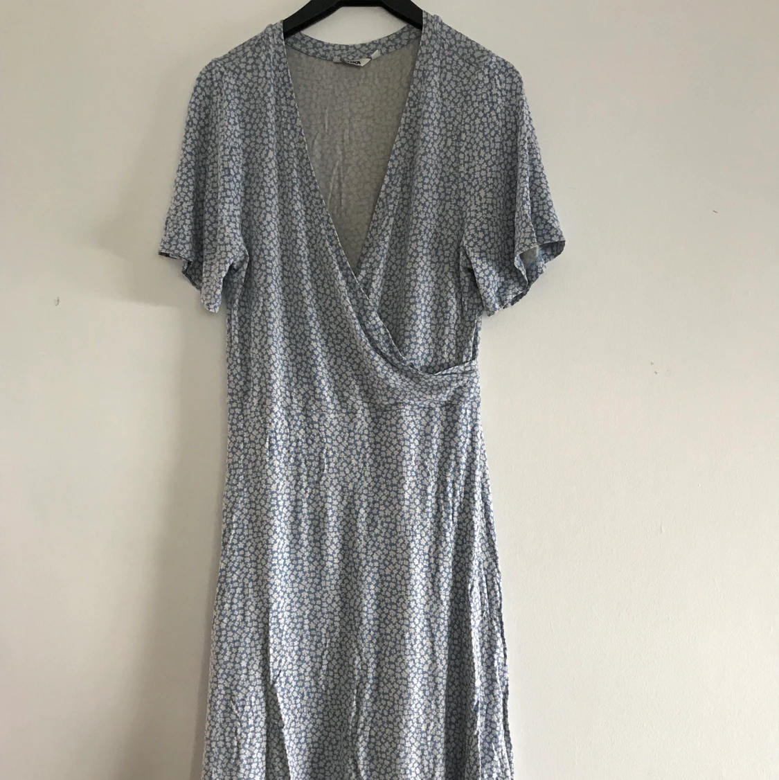 Blommig klänning - 91