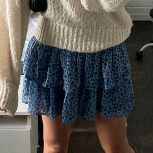 Volangkjol från kappahl - Såld