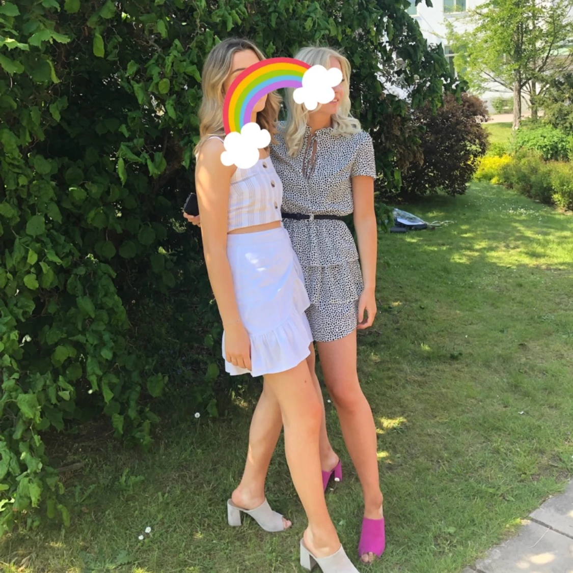 Prickig klänning  - 90