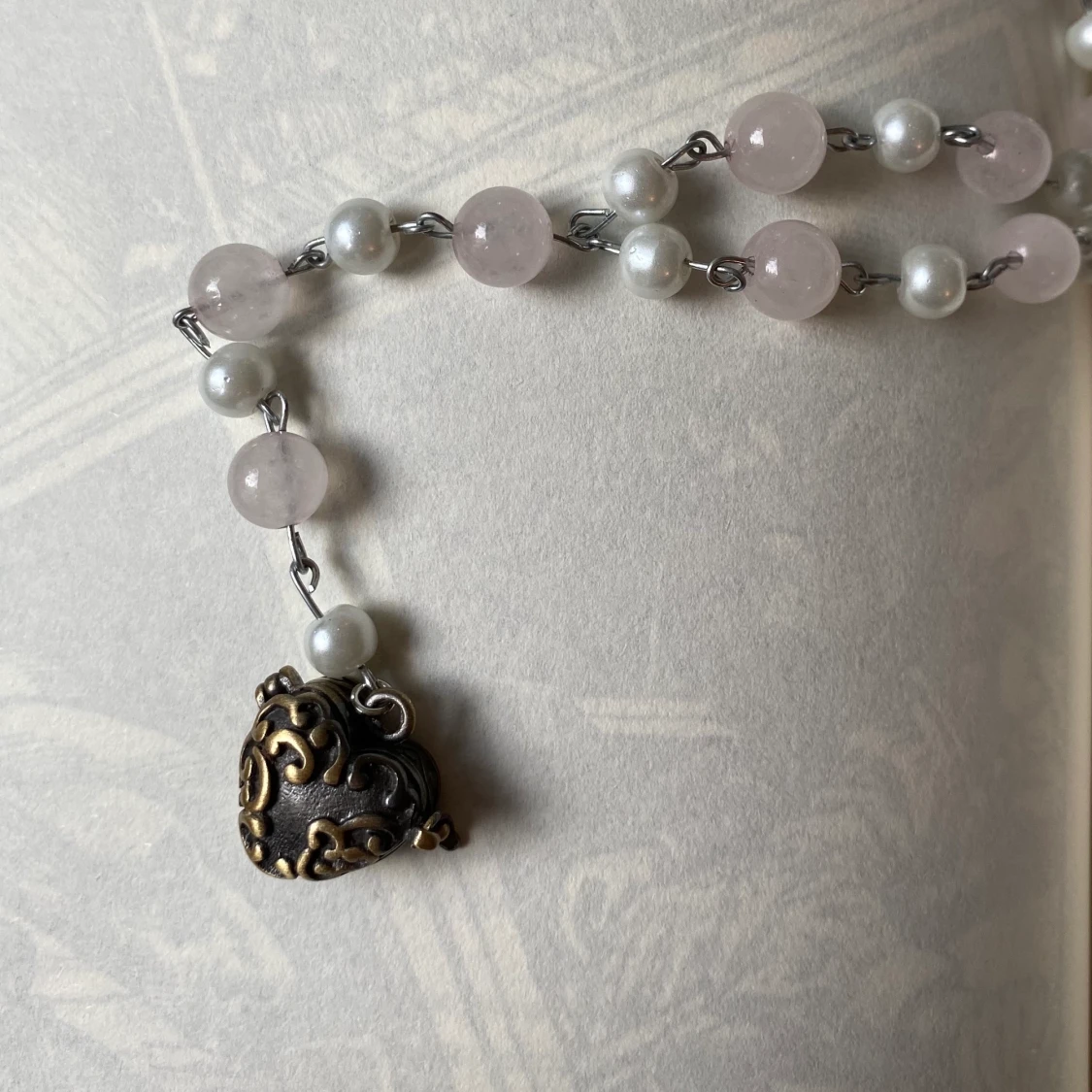 Halsband med silverhjärta <3 - 90