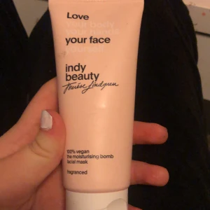 Indy beauty  - Jag säljer en indy beauty mask pga ingen användning den är använd ca 3 ggr men har inte kommit i kontakt med ansikte 