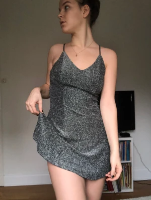 Perfekt nyårsklänning - Använd vid få tillfällen, helt fantastisk!