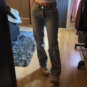 Lågmidjade jeans från zara, supersnygga!