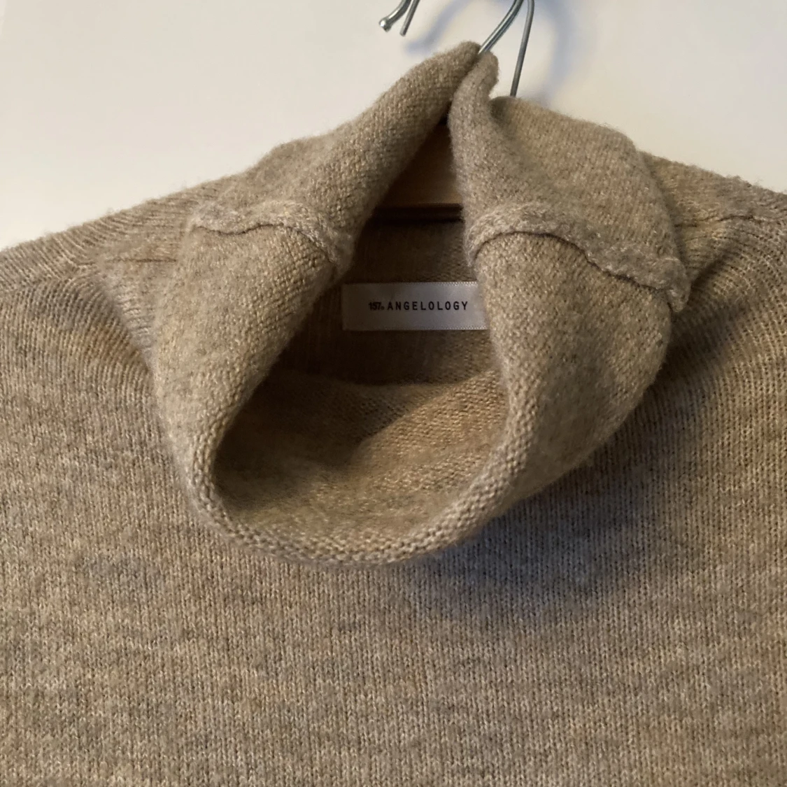 Beige tröja  - 90