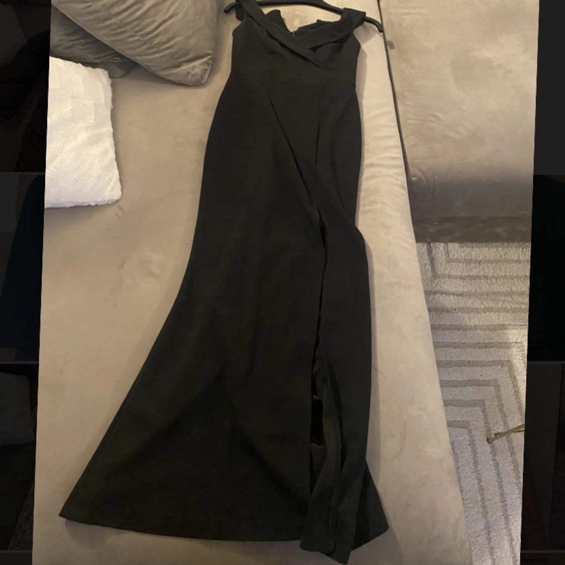 Svart bal klänning - 90