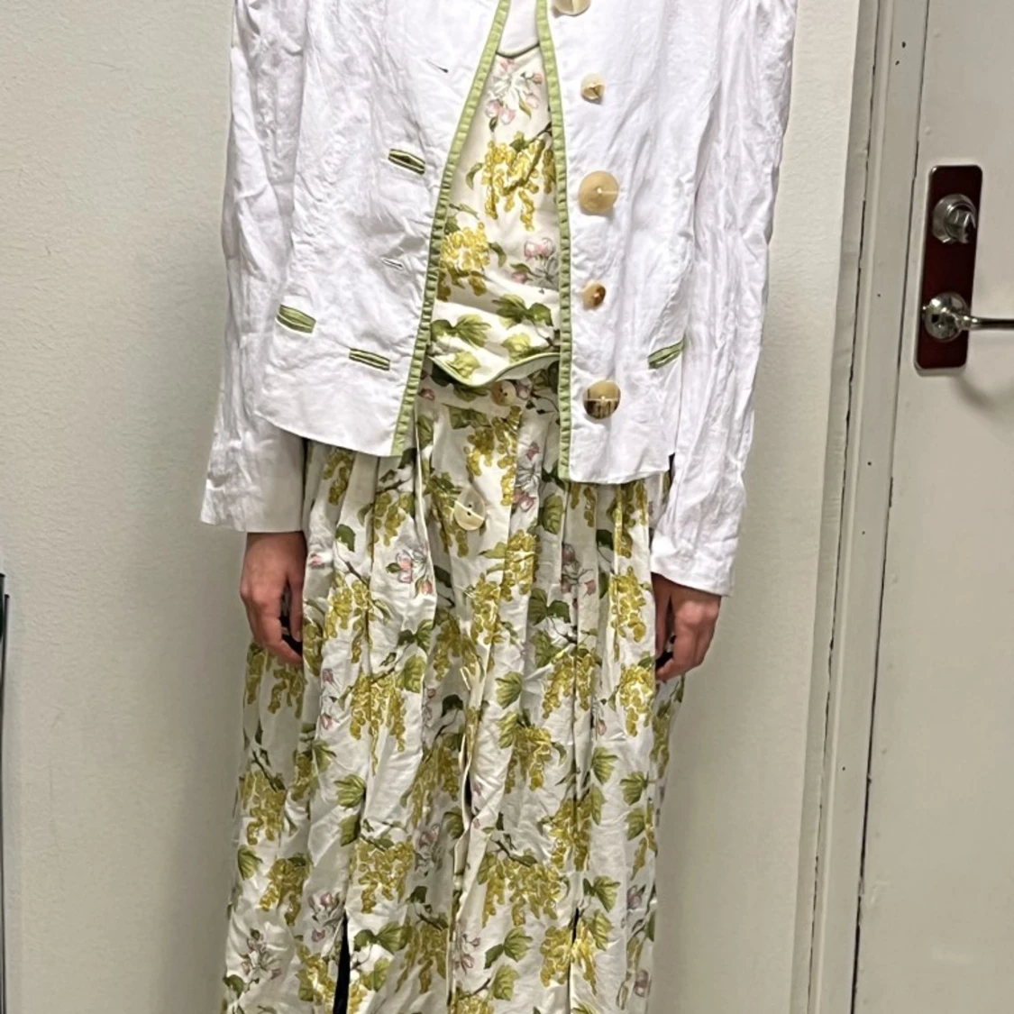 Lantlig festskjol, topp och jacka - 90