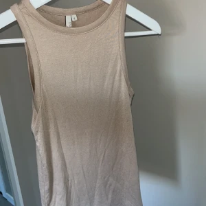 Linne - Bra skick, köparen står för frakten