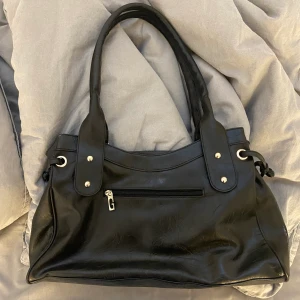 Väska - Väska 100kr💕