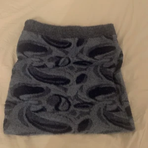 kjol Zara - jättesöt kjol från Zara använd ett fåtal gånger