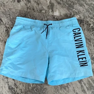Calvin Klein badbyxor - Köpta för 800