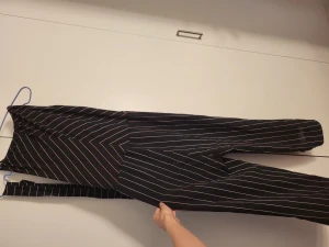 Jumpsuit - Fin svart jumpsuit 