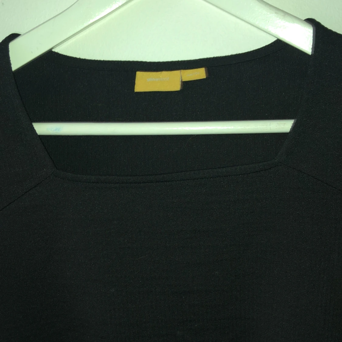 Svart tajt tröja - 91