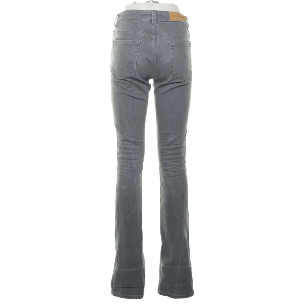 Acne jeans Strl 27/34. Låg/medel hög midja 🤍. Jeans & Byxor.