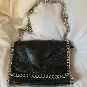 Väska - Fin väska från scorett i den stora storleken 💕 högsta bud 400kr