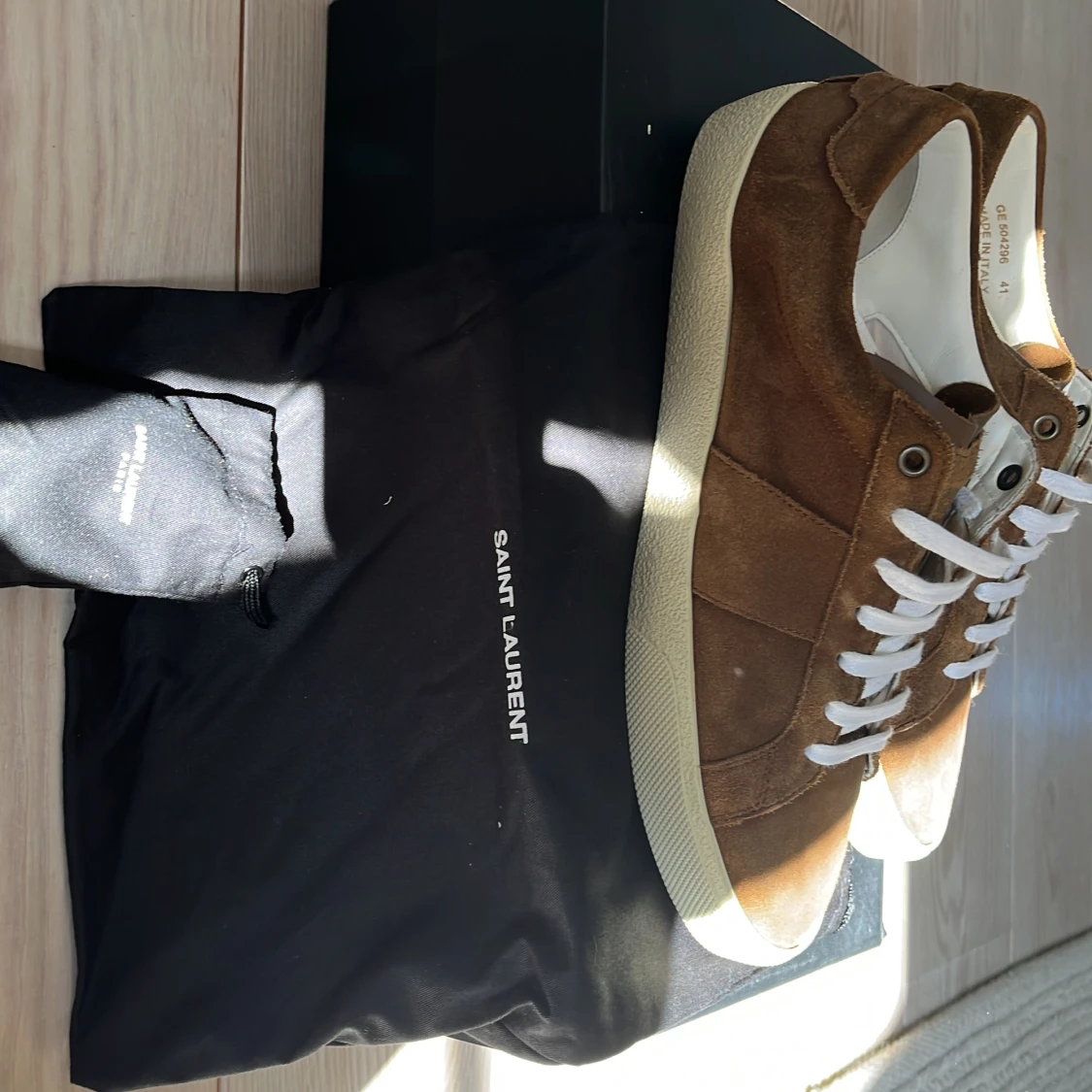 Saint Laurent skor 