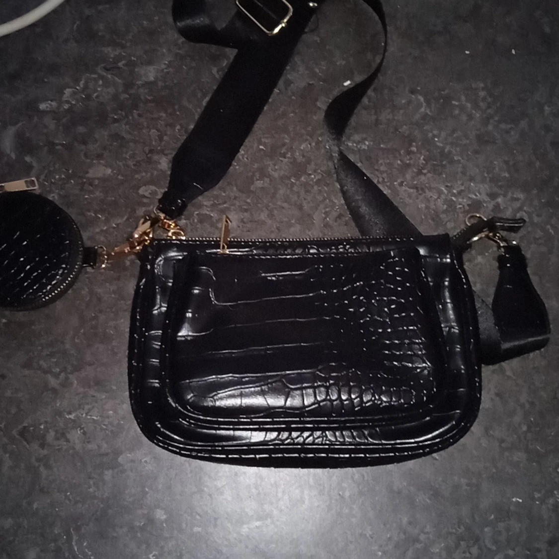 Fejk skinväska - 90