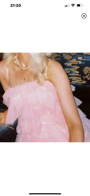 Klänning - Söt volangklänning köpt här på plick! 