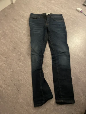 Jeans  - Jeans, använt sparsamt.  W.31 L.32