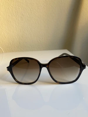 Saint Laurent sunglasses  - Saint Laurent sunglasses in a great condition worn 2-3 times 