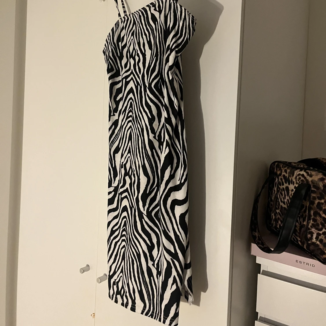 Zebra klänning - 90