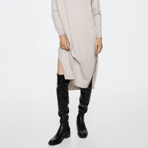 overknee skor - säljer dessa skitsnygga populära boots inköpta i somras från mango, nypris 999kr aldrig använda 🤍🤍🤍