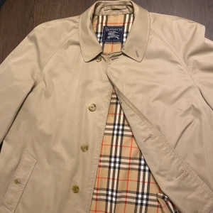 Vintage Burberry Rock - En äldre burberry rock i fint skick för sin ålder Inga flaws bara vanligt tecken på användning 