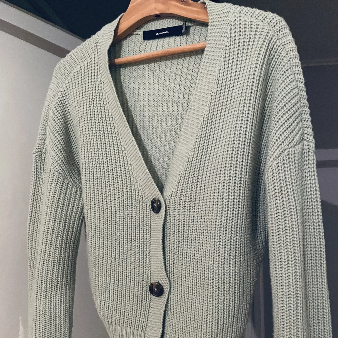 Grön stickad tröja från Vila