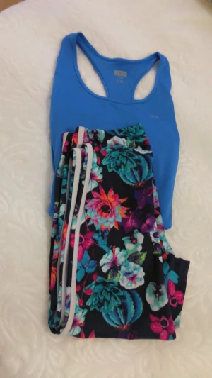 Kläder lämpliga för simning - Kläder lämpliga för simning