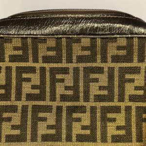 Vintage Fendi Camera bag/ crossbody i fint skick 