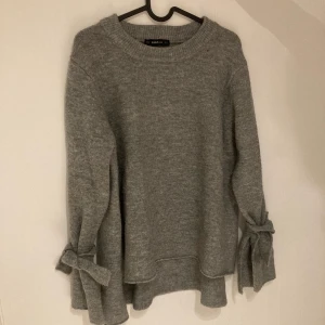 Zara - Fint skick , storrensning