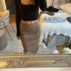 Kjol - Kjol från hm som är i ett jättefint skick!