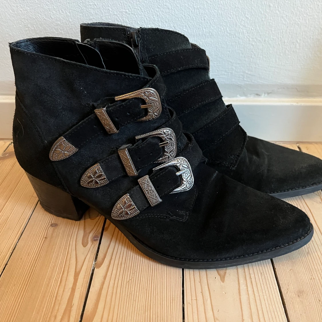 Ankleboots i mocka - 90