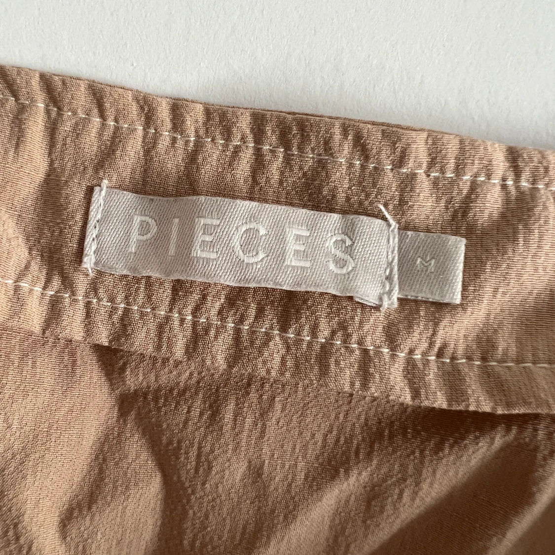 Beige klänning  - 91