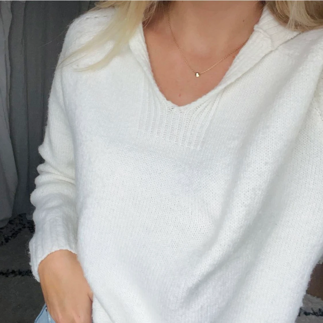 Stickad vit tröja  - 91