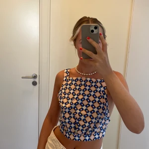 Topp - Topp från Zara, knappt använd.