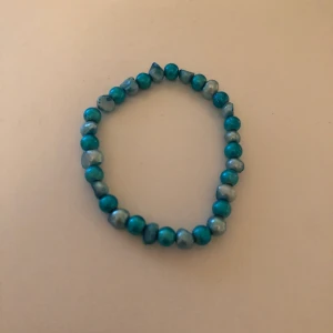 Armband  - Armband! Så fint! Frakt tillkommer på 14kr