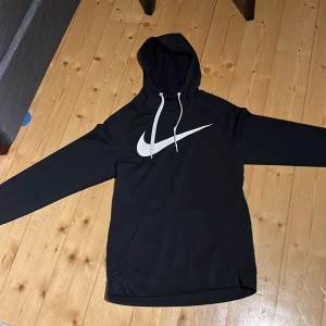 Nike hoodie - Fin Nike hoodie dom jag alldrig har använt