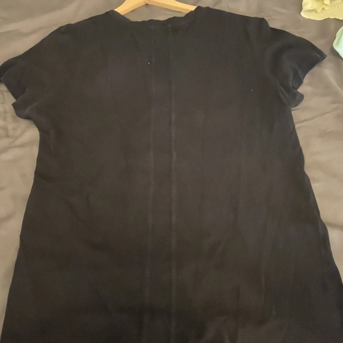 Calvin Klein Sweatshirt & T-shirt - 91