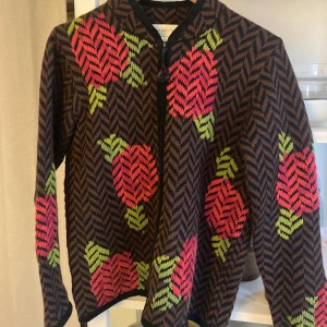 Kofta y2k 90’s Retro vintage - Superfin kofta i nyskick. Strl s. 