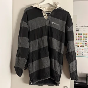 Randig tröja - asball tröja med krage som inte används 