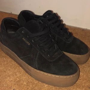 Axel Arigato skor - Skor från Axel arigato, använda 2 ggr 