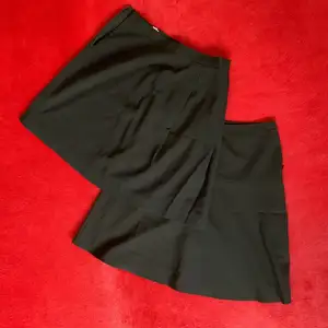 Black skirts from Calvin Klein and Anna Klein that are very simple and elegant for any occasion. US6 size